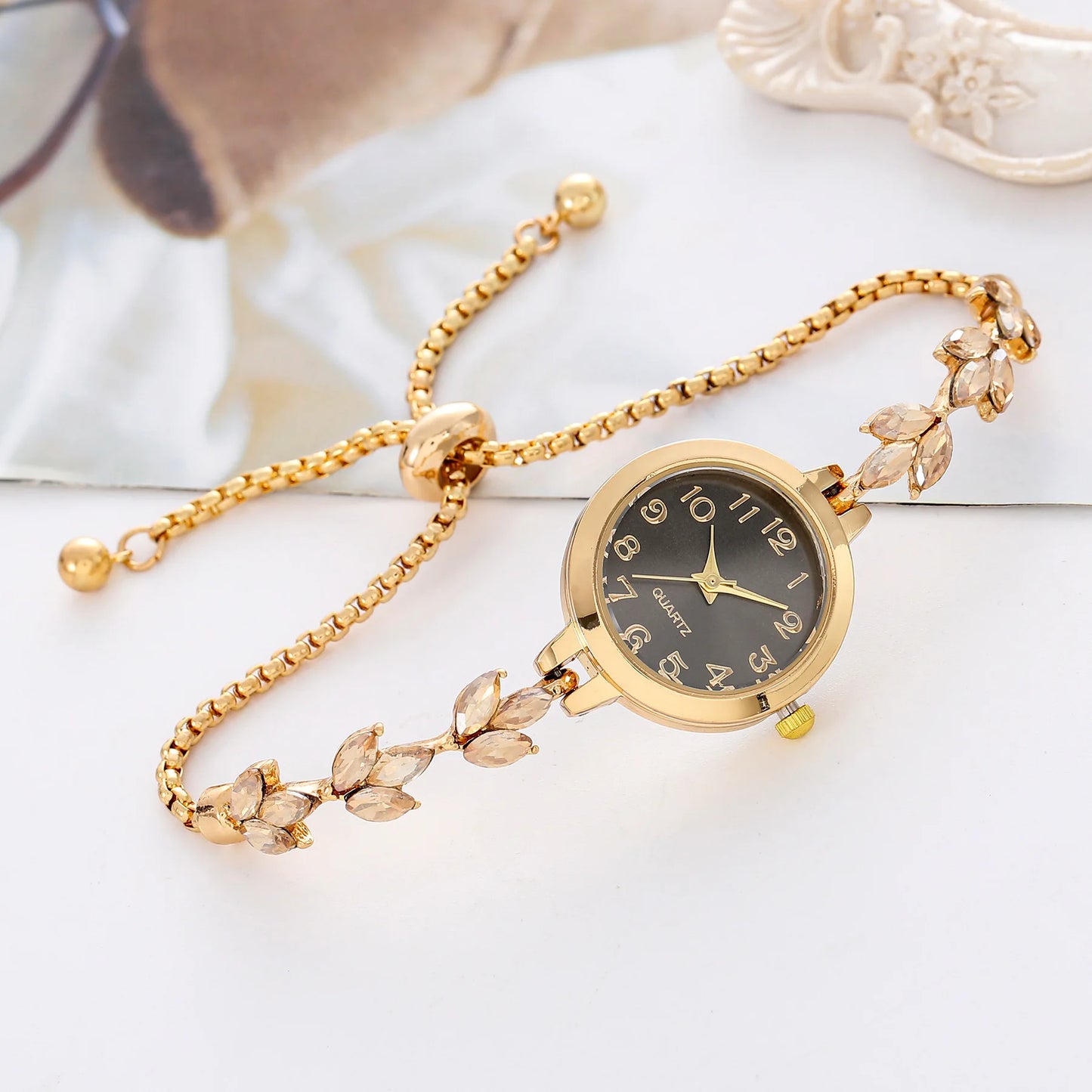 Montre Femme Fashion Diamants & Bracelet Ajustable – Style Casual Élégant