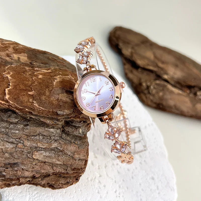 Montre Femme Quartz Élégante Bracelet Alliage Diamants