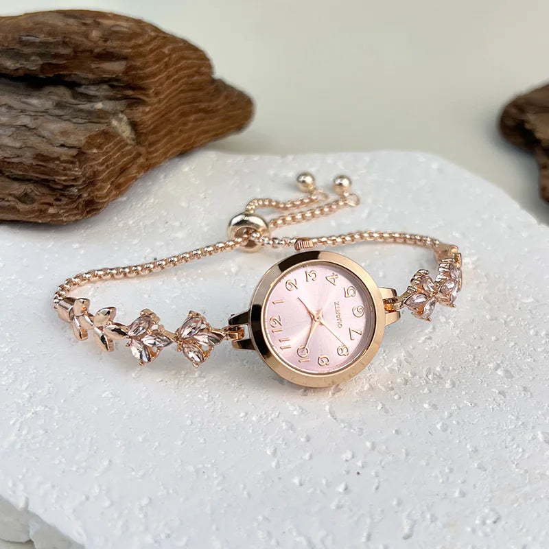 Montre Femme Quartz Élégante Bracelet Alliage Diamants